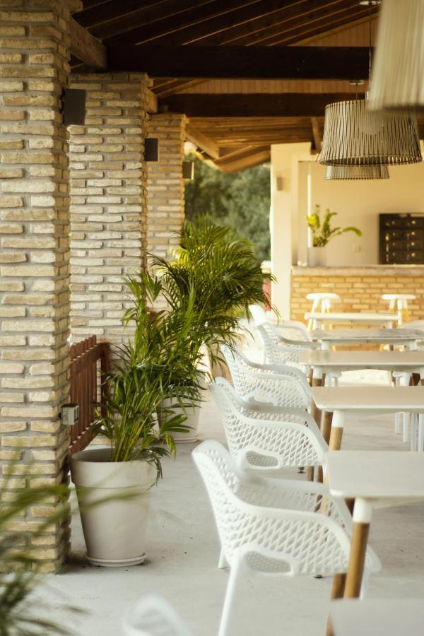 Parakladi Seaside Retreat Melíkia Exterior foto